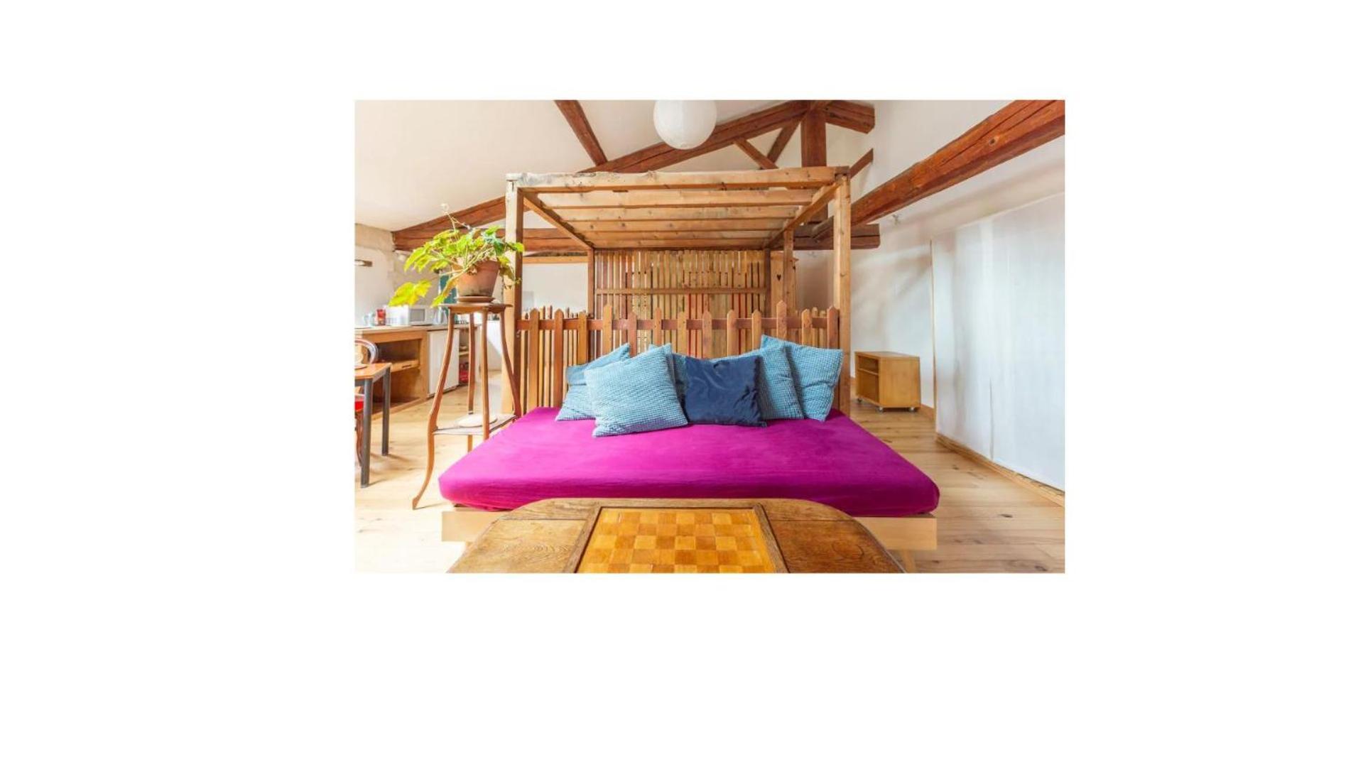 Chambre Triple Deluxe - Gite De La Louve Fougax-et-Barrineuf Exteriér fotografie